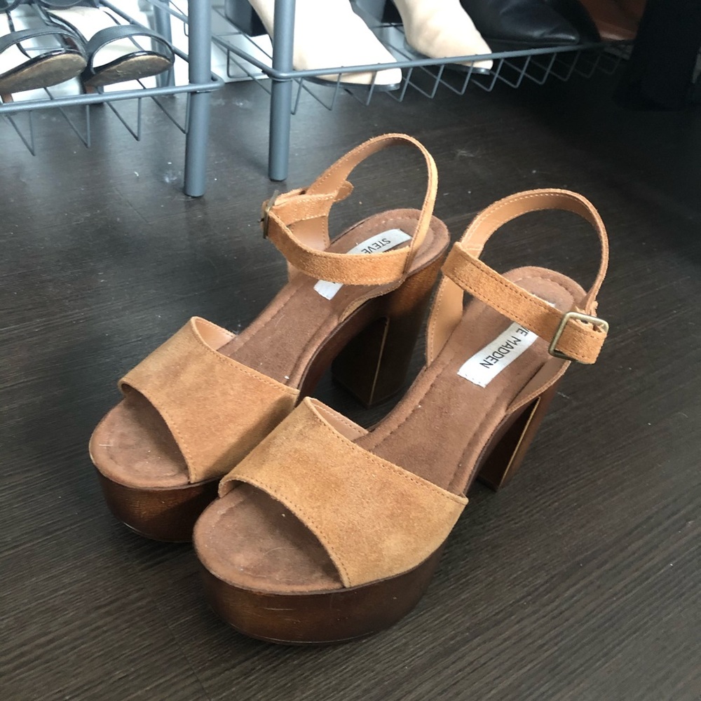 Steve Madden platform heel